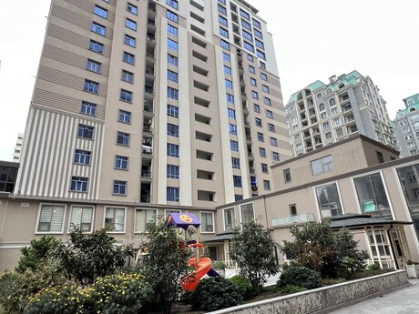 4 otaqlı yeni tikili - Nəsimi r. - 185 m²