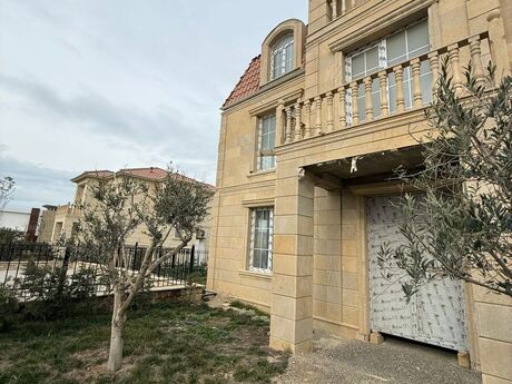 8 otaqlı həyət evi/bağ evi - Sea Breeze q. - 360 m²