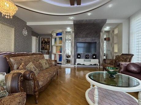 4 otaqlı yeni tikili - Azadlıq Prospekti m. - 185 m²