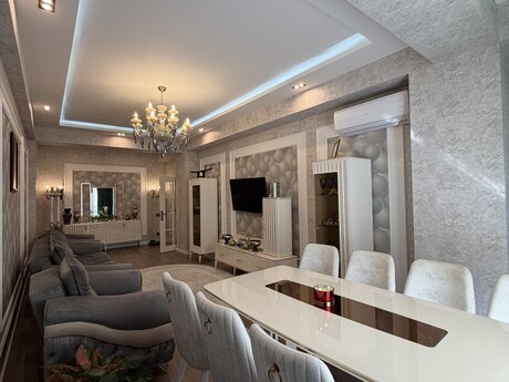 3 otaqlı yeni tikili - 8-ci mikrorayon q. - 135 m²