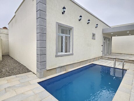 4 otaqlı həyət evi/bağ evi - Şüvəlan q. - 150 m²