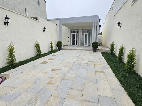 4 otaqlı həyət evi/bağ evi - Şüvəlan q. - 150 m²