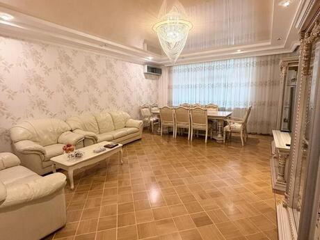 4 otaqlı yeni tikili - Elmlər Akademiyası m. - 147 m²