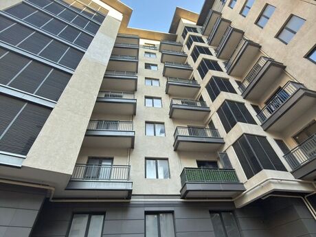 3 otaqlı yeni tikili - Xətai r. - 130 m²