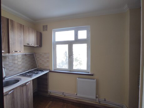 2 otaqlı köhnə tikili - Nəriman Nərimanov m. - 40 m²