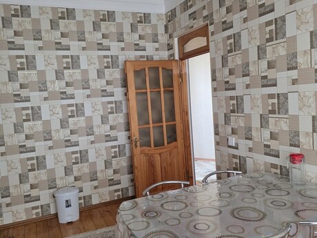 5 otaqlı həyət evi/bağ evi - Badamdar q. - 200 m²