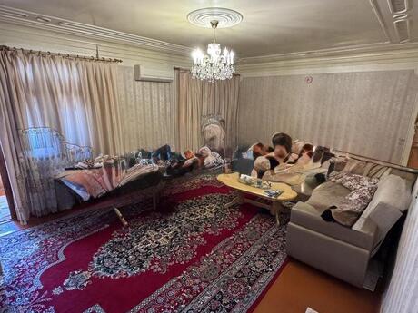 Объявление №6015690 - Баку, пос. Карачухур, 4-комн., 100 м², 4/5 этаж