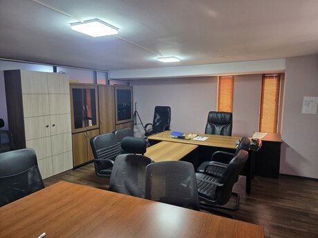 7 otaqlı ofis - Nəriman Nərimanov m. - 320 m²