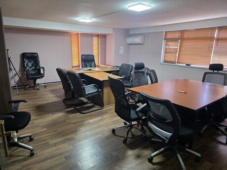 7 otaqlı ofis - Nəriman Nərimanov m. - 320 m²