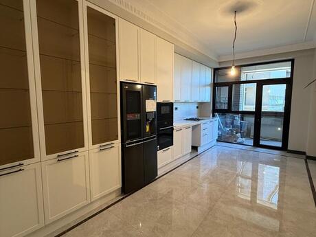 4-комнатная квартира, 225 м², İçəri Şəhər: 850 000 ₼ 5