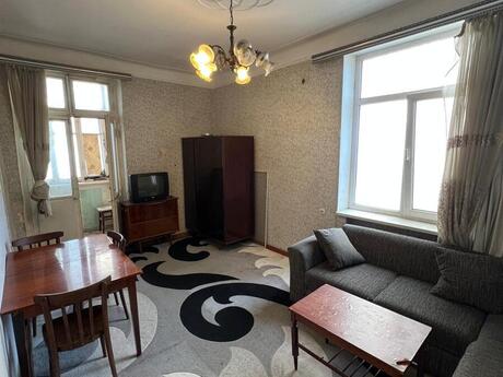 Объявление №6015790 - Баку, м. Кара Караев, 2-комн., 50 м², 3/5 этаж