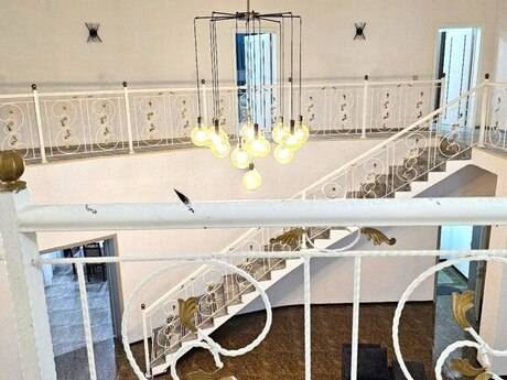 6 otaqlı həyət evi/bağ evi - Sabunçu r. - 360 m²