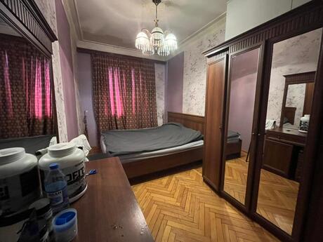 2 otaqlı köhnə tikili - Gənclik m. - 50 m²