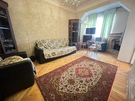 2 otaqlı köhnə tikili - Gənclik m. - 50 m²