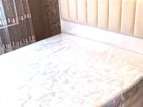 2 otaqlı köhnə tikili - Yeni Günəşli q. - 60 m²