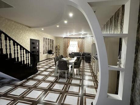 6 otaqlı həyət evi/bağ evi - Xəzər r. - 250 m²