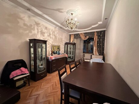 4 otaqlı köhnə tikili - Nərimanov r. - 110 m²
