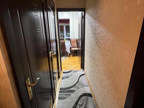 3 otaqlı köhnə tikili - Bakıxanov q. - 80 m²