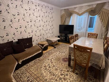 3 otaqlı köhnə tikili - Bakıxanov q. - 80 m²