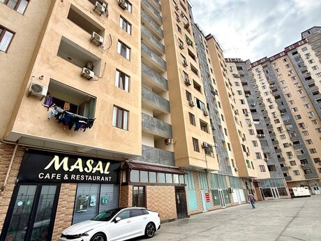 м. Ази Асланов