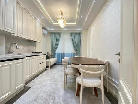 2 otaqlı yeni tikili - Gənclik m. - 70 m²