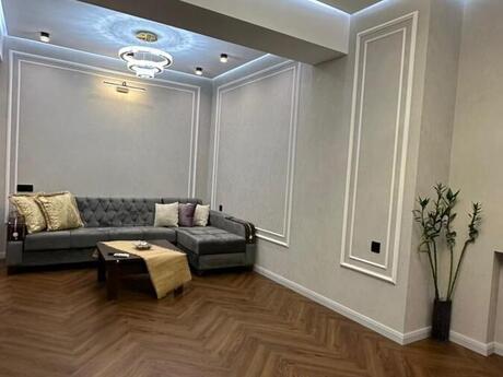 2 otaqlı yeni tikili - 28 May m. - 80 m²