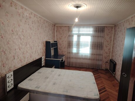 3 otaqlı köhnə tikili - Elmlər Akademiyası m. - 80 m²