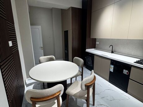 3 otaqlı yeni tikili - Nəsimi r. - 125 m²