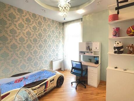 4 otaqlı yeni tikili - Nəsimi r. - 170 m²