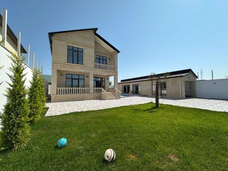 5 otaqlı həyət evi/bağ evi - Şüvəlan q. - 252 m²