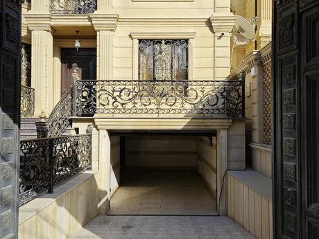 7-комн. дом/дача - пос. Ази Асланова - 470 м²