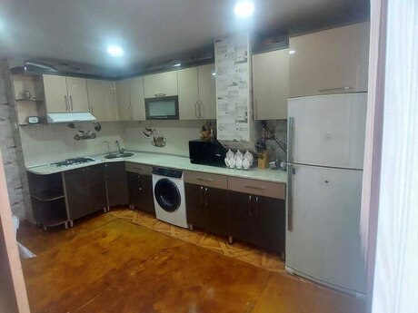 4 otaqlı köhnə tikili - Həzi Aslanov m. - 100 m²
