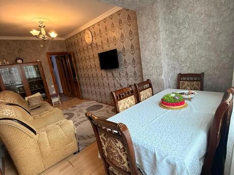 4 otaqlı köhnə tikili - Elmlər Akademiyası m. - 110 m²