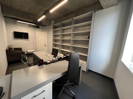 5 otaqlı ofis - Şah İsmayıl Xətai m. - 164 m²