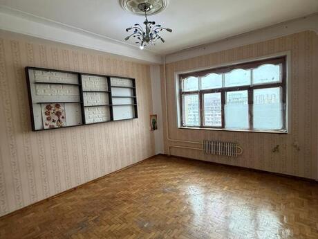 4 otaqlı köhnə tikili - Xalqlar Dostluğu m. - 100 m²