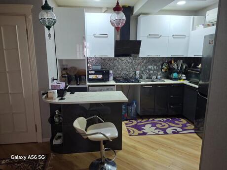 Satılır 3 otaqlı yeni tikili 106 m², İnşaatçılar m.