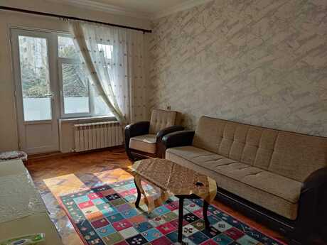 2 otaqlı köhnə tikili - Xırdalan - 65 m²