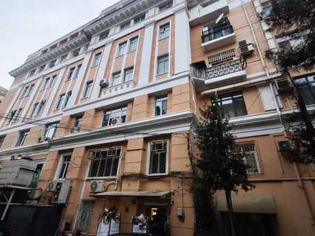 Объявление №6017097 - Баку, м. Сахил, 3-комн., 90 м², 5/6 этаж