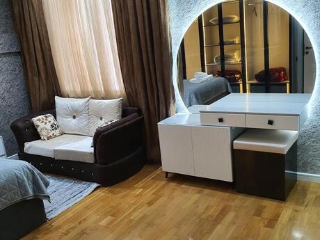 3 otaqlı yeni tikili - Nizami m. - 120 m²