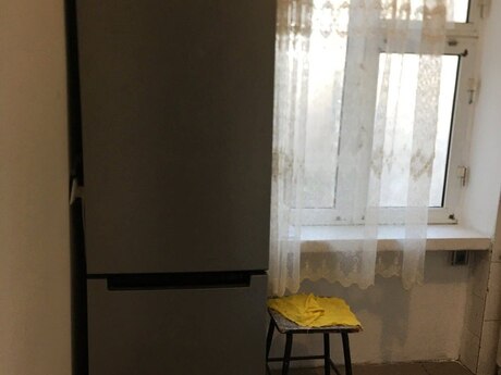 1 otaqlı köhnə tikili - Elmlər Akademiyası m. - 30 m²