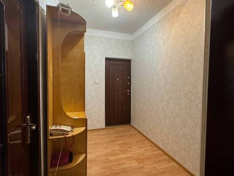 3 otaqlı köhnə tikili - Azadlıq Prospekti m. - 95 m²