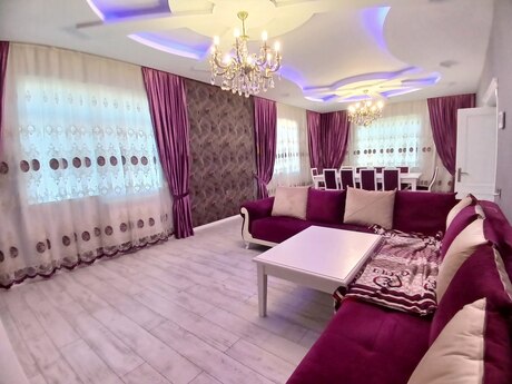 5 otaqlı həyət evi/bağ evi - Saray q. - 350 m²