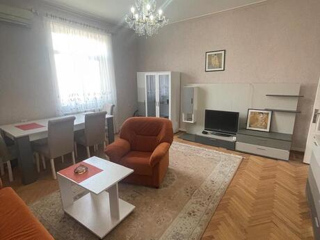 2 otaqlı köhnə tikili - Sahil m. - 65 m²