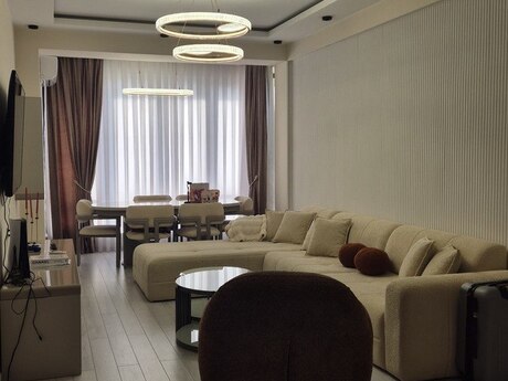 Объявление №6017603 - Баку, м. Иншаатчылар, 3-комн., 117 м², 8/19 этаж