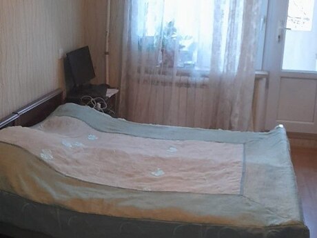 5 otaqlı köhnə tikili - Həzi Aslanov m. - 120 m²