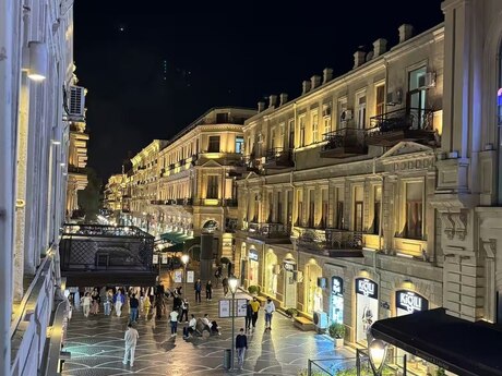 Elan №6017695 - Bakı, Sahil m., 2 otaqlı, 70 m², 2/2 mərtəbə