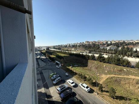 3 otaqlı yeni tikili - İnşaatçılar m. - 90 m²