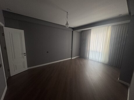 4 otaqlı yeni tikili - Azadlıq Prospekti m. - 138 m²