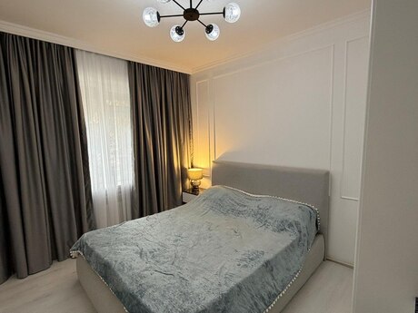 2 otaqlı köhnə tikili - Həzi Aslanov m. - 65 m²