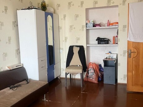 3 otaqlı köhnə tikili - Həzi Aslanov m. - 80 m²